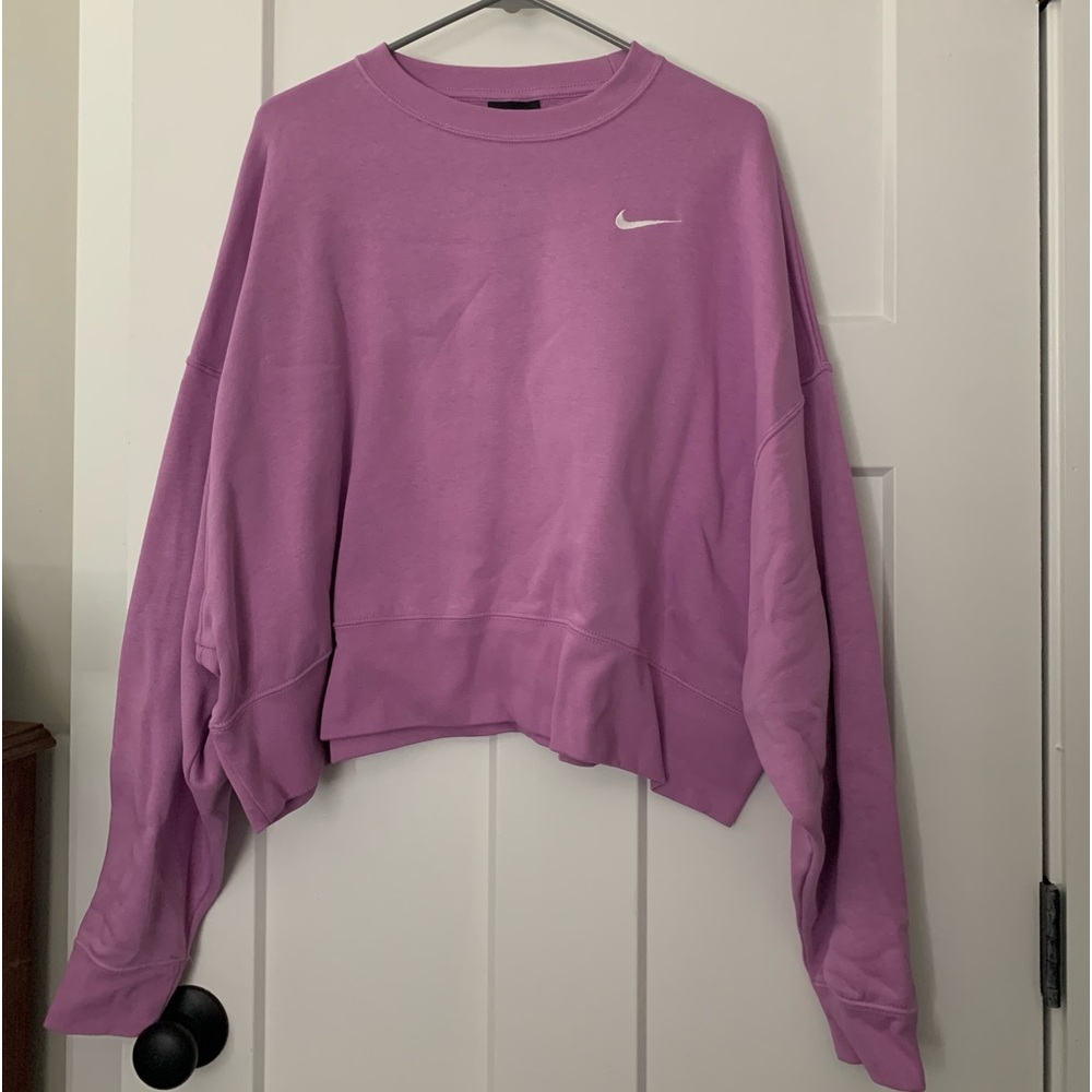 Nike oversized cropped sweatshirt